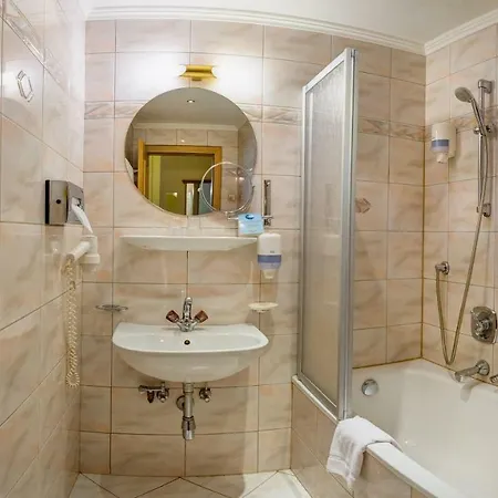Hotel Strass-